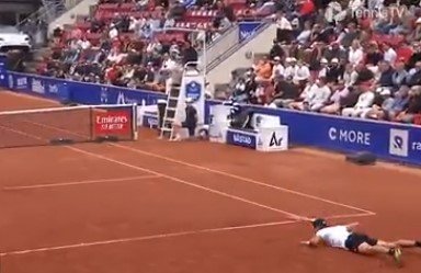 Рублев обыграл Кория и вышел в 3-й круг турнира в Бостаде