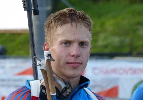 Вертолет биатлониста Малиновского найден сгоревшим Вертолет биатлониста Малиновского найден сгоревшим