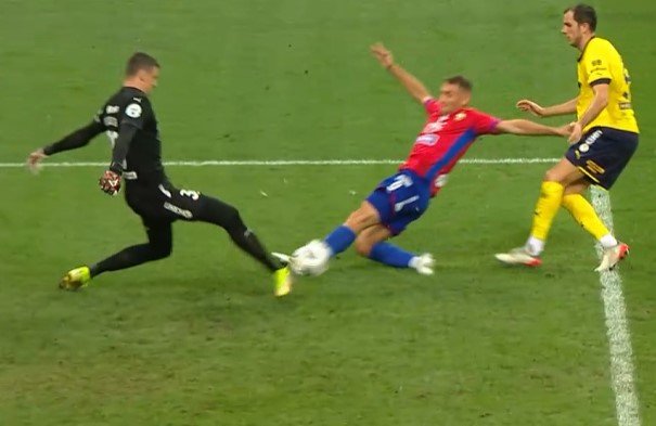 «Ростов» и ЦСКА сыграли вничью в 7-м туре (обзор) «Ростов» и ЦСКА сыграли вничью в 7-м туре (обзор)