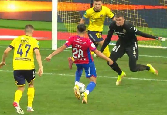 «Ростов» и ЦСКА сыграли вничью в 7-м туре (обзор) «Ростов» и ЦСКА сыграли вничью в 7-м туре (обзор)