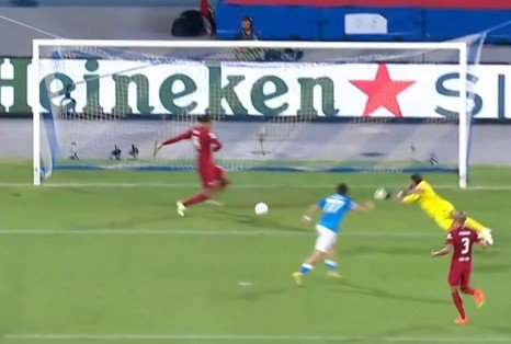 «Наполи» разгромил «Ливерпуль», у Хвичи - голевой пас (ЛЧ, видео) «Наполи» разгромил «Ливерпуль», у Хвичи - голевой пас (ЛЧ, видео)