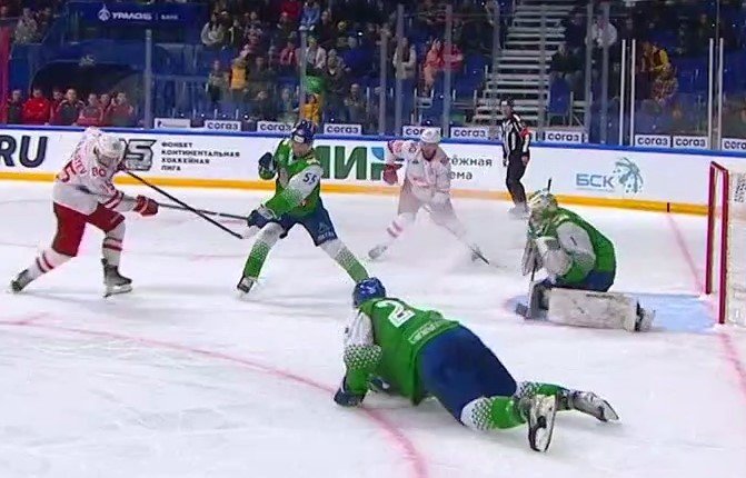 КХЛ: «Салават Юлаев» проиграл дома «Спартаку» (обзор голов, видео) КХЛ: «Салават Юлаев» проиграл дома «Спартаку» (обзор голов, видео)
