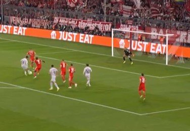 «Бавария» обыграла «Барсу» Левандовского в Лиге чемпионов (голы, видео) «Бавария» обыграла «Барсу» Левандовского в Лиге чемпионов (голы, видео)