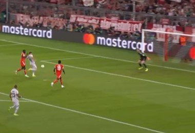 «Бавария» обыграла «Барсу» Левандовского в Лиге чемпионов (голы, видео) «Бавария» обыграла «Барсу» Левандовского в Лиге чемпионов (голы, видео)