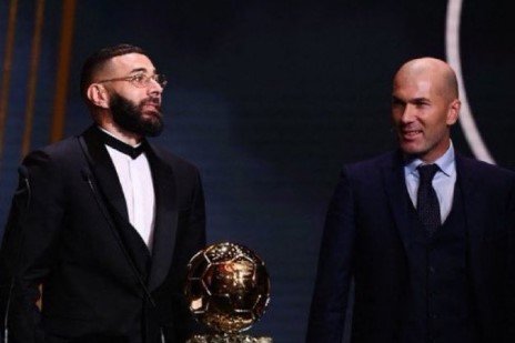 Карим Бензема получил «Золотой мяч» - лучший футболист 2022 года