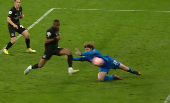 «Зенит» вырвал победу у «Краснодара» - решил пенальти на 87-й мин (Видео)