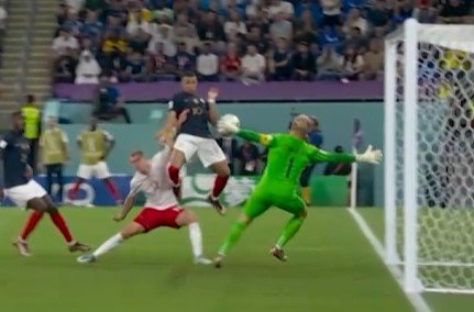 ЧМ-2022: Франция вырвала победу у Дании, Мбаппе оформил дубль (голы, видео) ЧМ-2022: Франция вырвала победу у Дании, Мбаппе оформил дубль (голы, видео)