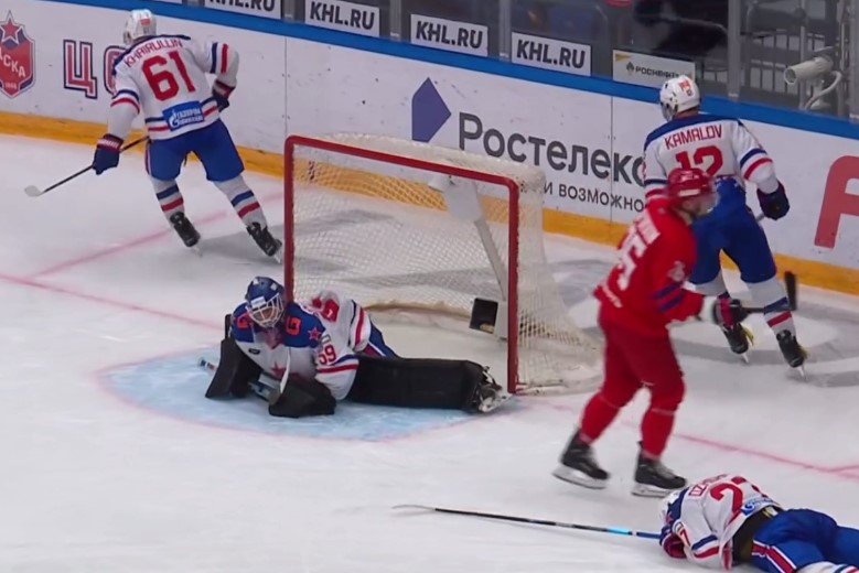 ЦСКА повторно обыграл в дерби СКА, у Окулова - дубль (КХЛ, видео)