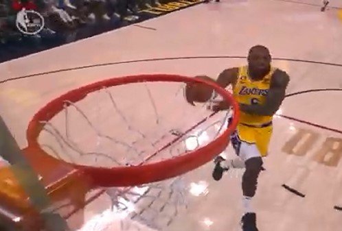 Леброн забронировал место в рубрике курьезов года НБА (Видео)
