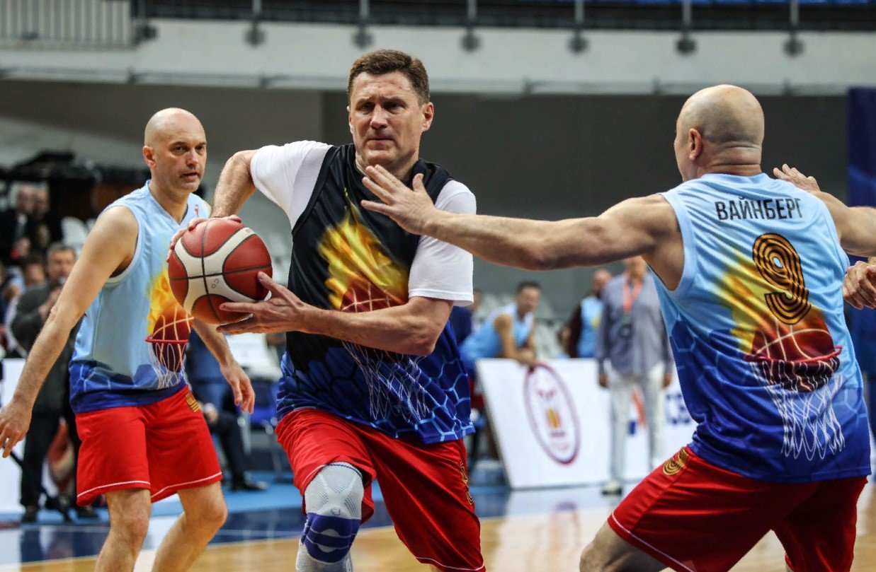 11-й благотворительный матч по баскетболу