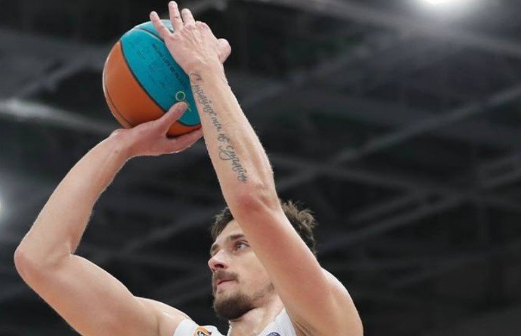 «Минск» снова уступил в Единой лиге ВТБ - 19 раз подряд, ЦСКА набрал 97 очков