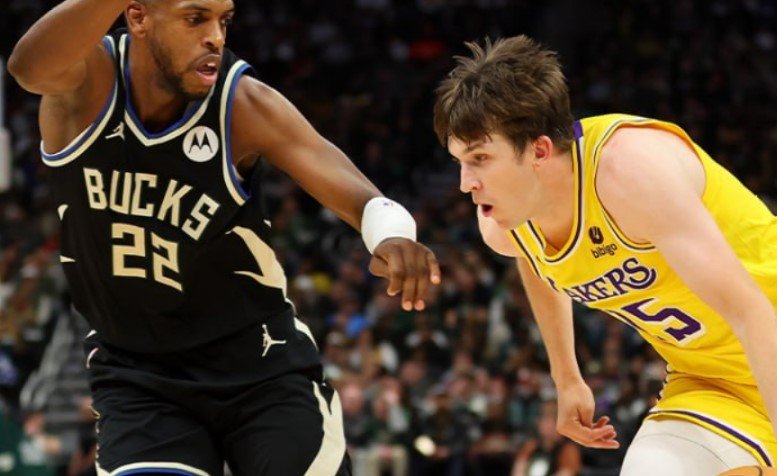 «Лейкерс» без Леброна смог одолеть на выезде «Милуоки» - было аж 2 овертайма (НБА, видео)