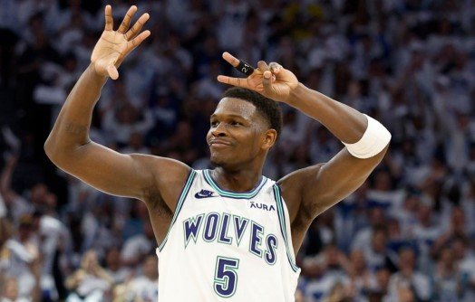 «Миннесота» разгромила «Денвер» и перевела серию в 7-й матч (НБА, видео) «Миннесота» разгромила «Денвер» и перевела серию в 7-й матч (НБА, видео)