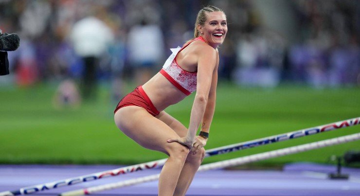 Алиша Ньюман: летние фото в купальнике (прыжки с шестом, модель) Алиша Ньюман: летние фото в купальнике (прыжки с шестом, модель)