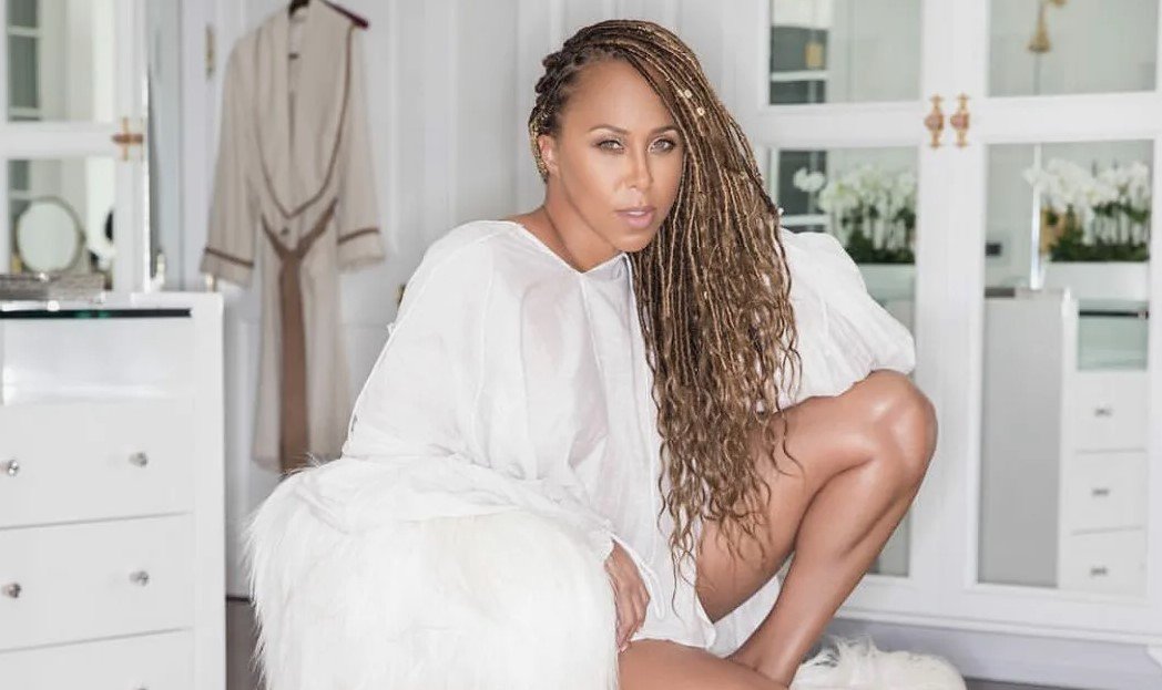 Мэри-Софи Харви: летние фото в купальнике (плавание) Мэри-Софи Харви: летние фото в купальнике (плавание)