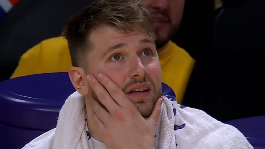 Скромный дебют Дончича в «Лейкерс» - всего 14 очков и 1 из 7 из-за дуги (НБА, видео) Скромный дебют Дончича в «Лейкерс» - всего 14 очков и 1 из 7 из-за дуги (НБА, видео)