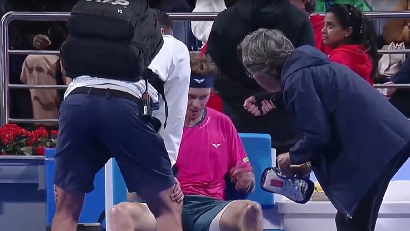 Рублев в 3-х сетах дожал Оже-Альяссима и вышел в финал в Дохе (АТP-500)