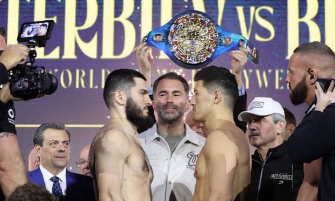 Бивол - Бетербиев: прямая трансляция титульного боя-реванша по боксу (23 февраля)