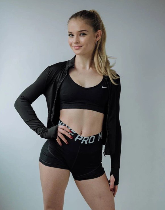 Вероника Миллер: горячая фотосессия немецкой спринтерши Вероника Миллер: горячая фотосессия немецкой спринтерши