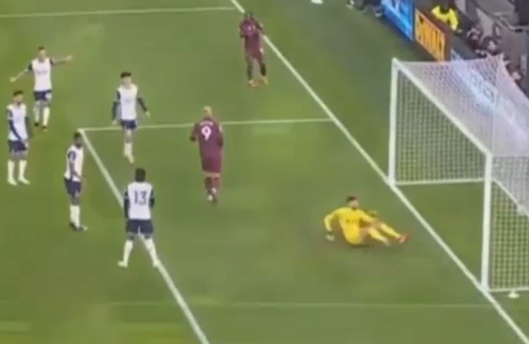 Гол Холанда помог «Ман Сити» обыграть на выезде «Тоттенхэм» (АПЛ, видео)