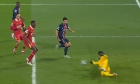 «Ливерпуль» на 87-й минуте вырвал гостевую победу у «ПСЖ» - первым ударом в створ (1/8 финала ЛЧ) «Ливерпуль» на 87-й минуте вырвал гостевую победу у «ПСЖ» - первым ударом в створ (1/8 финала ЛЧ)