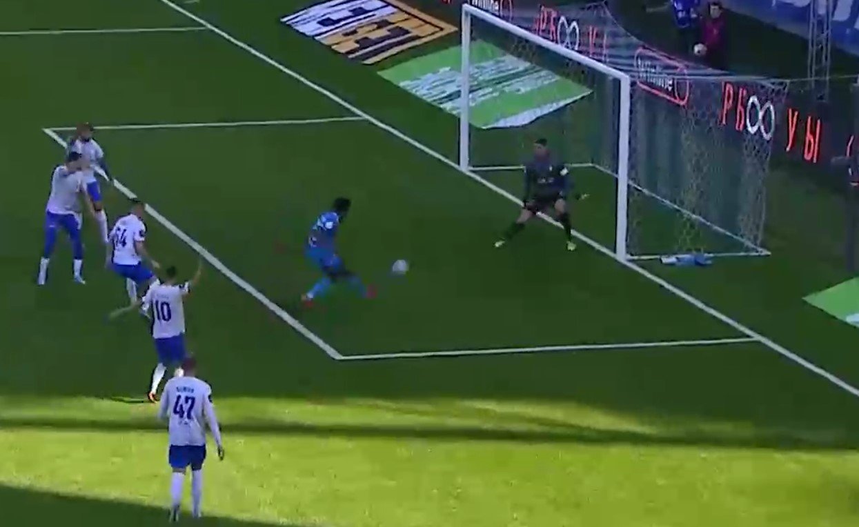 «Зенит» выиграл в гостях у «Факела» и догнал лидирующий «Краснодар» (РПЛ, видео)