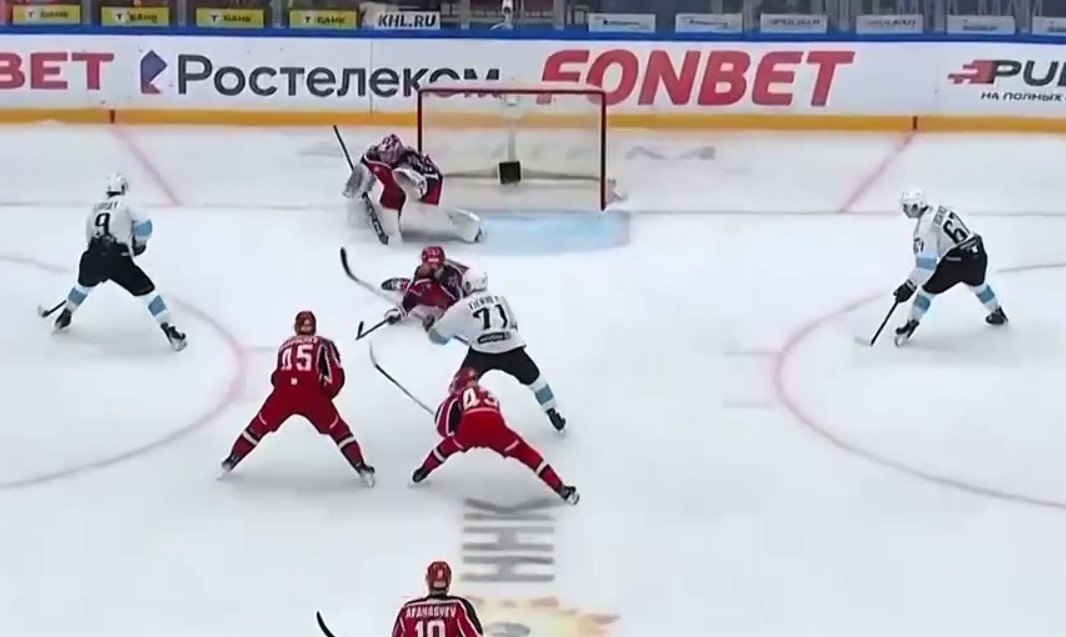 Минское «Динамо» на выезде крупно обыграло ЦСКА (КХЛ, видео)