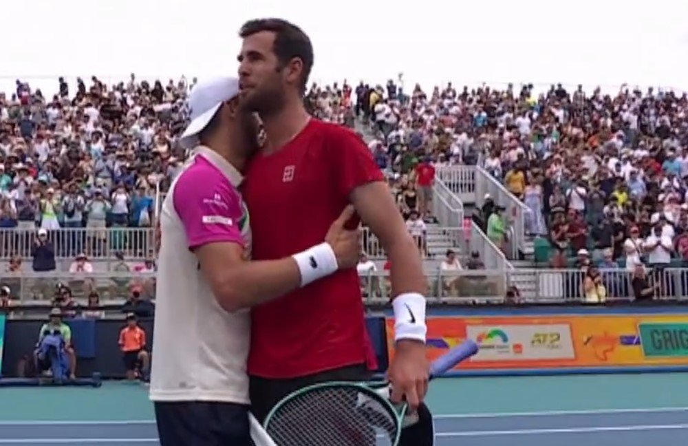 Хачанов уступил Димитрову в 3-х сетах и покидает «Мастерс» в Майами