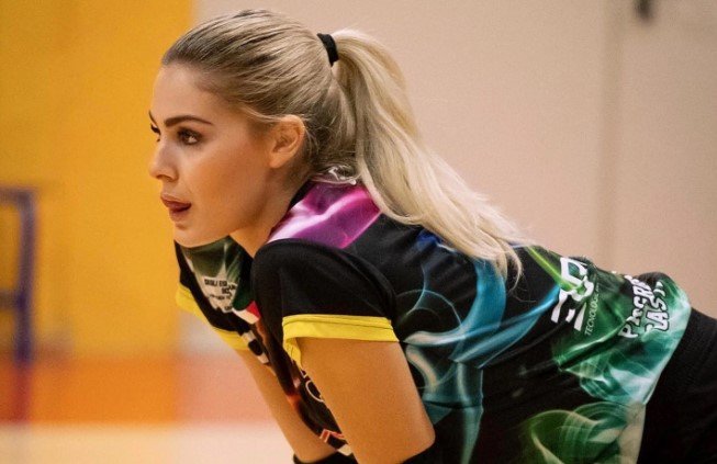 Вирджиния Каваццини: горячая фотосессия итальянской волейболистки Вирджиния Каваццини: горячая фотосессия итальянской волейболистки