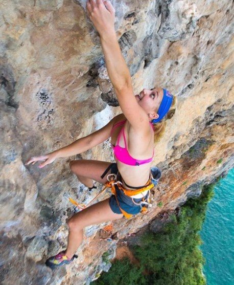 Саша ДиДжулиан: горячая фотосессия американской альпинистки (соц. сети) Саша ДиДжулиан: горячая фотосессия американской альпинистки (соц. сети)