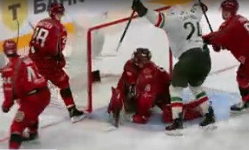 «Ак Барс» во 2-м овертайме дожал «Автомобилист» и вышел в 1/4 финала КХЛ (Видео)