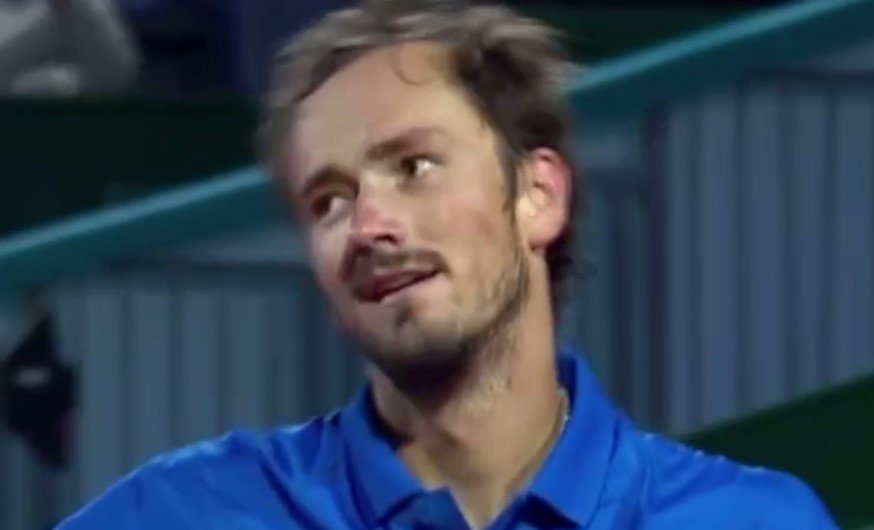 Медведев в 3-х сетах дожал Мюллера и вышел в 1/8 финала в Монте-Карло (Мастерс)