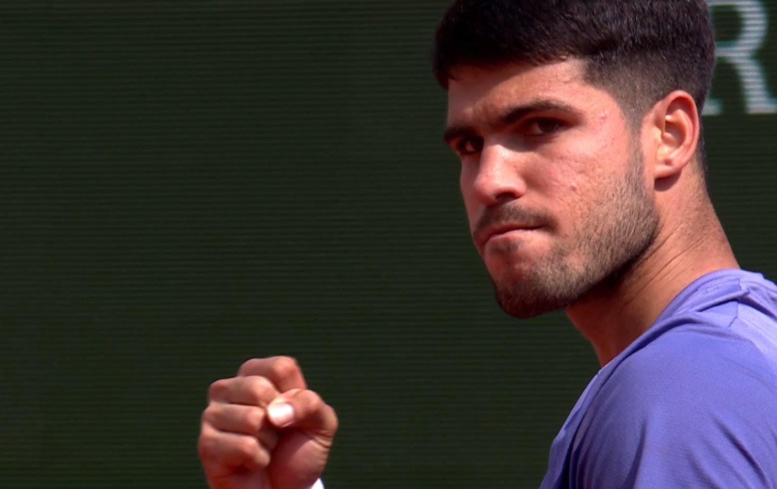 Алькарас отыграл 3 скрытых матчбола у Фиса и вышел в полуфинал «Мастерса» в Монте-Карло