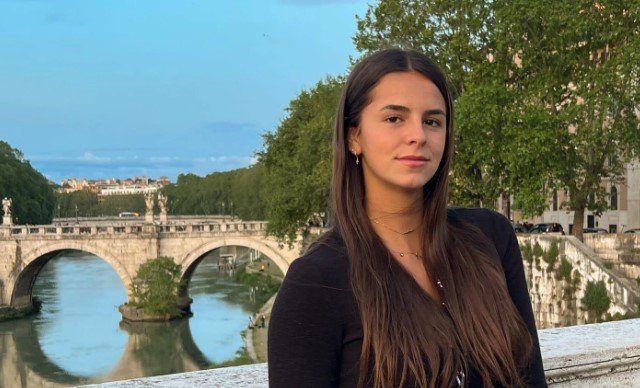 Мария Констанца Серундоло: горячие фото в купальнике (хоккей на траве)