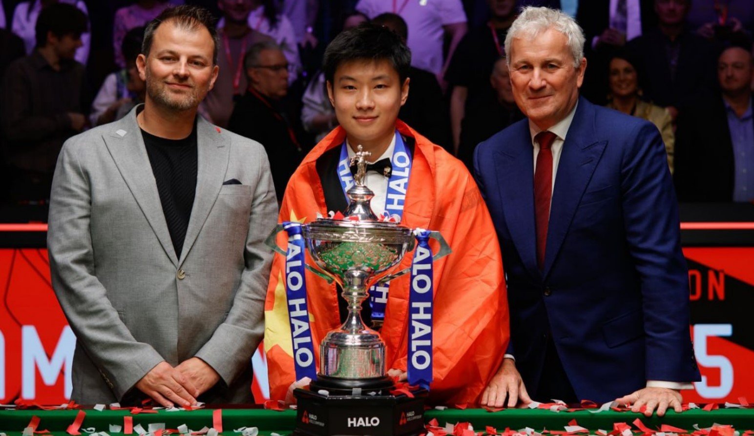 Один из десяти отстраненных китайцев (Чжао Синьтун) сенсационно выиграл ЧМ по снукеру