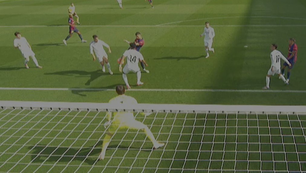 «Барселона» одержала волевую победу в Класико, отрыв от «Реала» увеличился до 7 очков