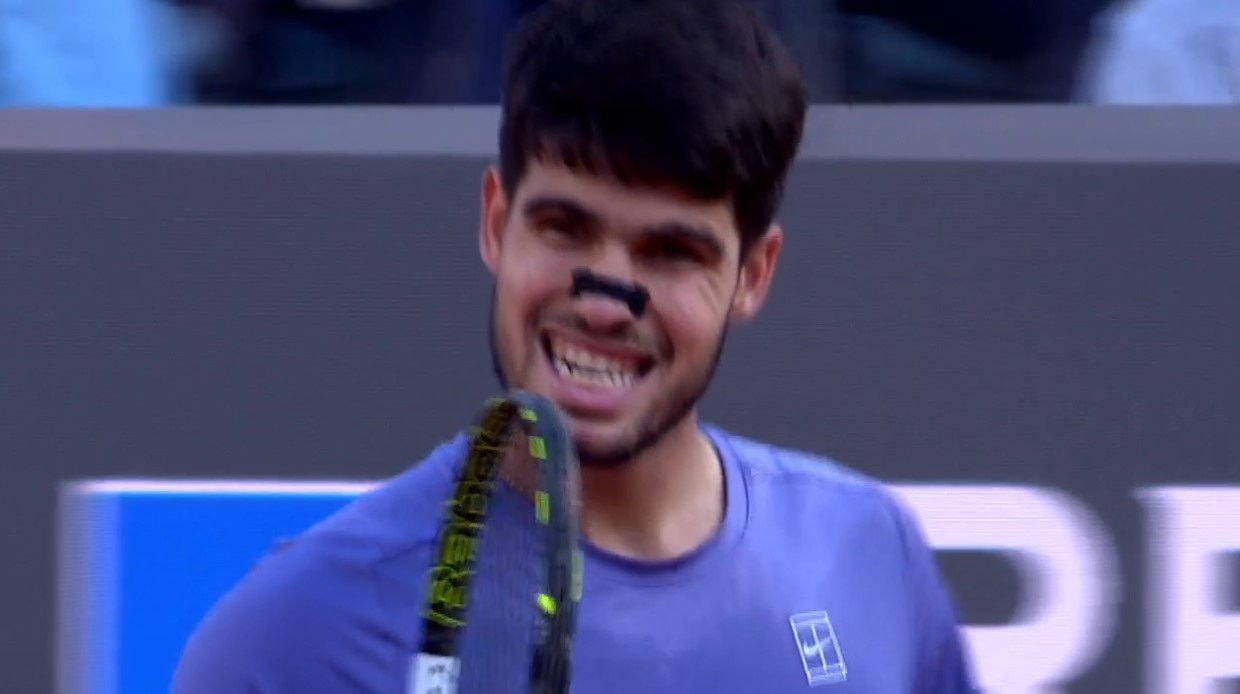 Синнер проиграл Алькарасу финал домашнего «Мастерса» в Риме