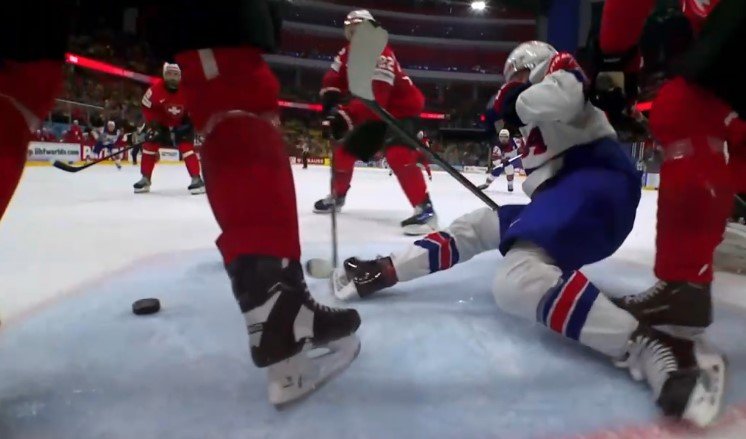 Швейцария в ОТ проиграла четвертый финал ЧМ по хоккею, США - чемпион, впервые за 65 лет (видео)