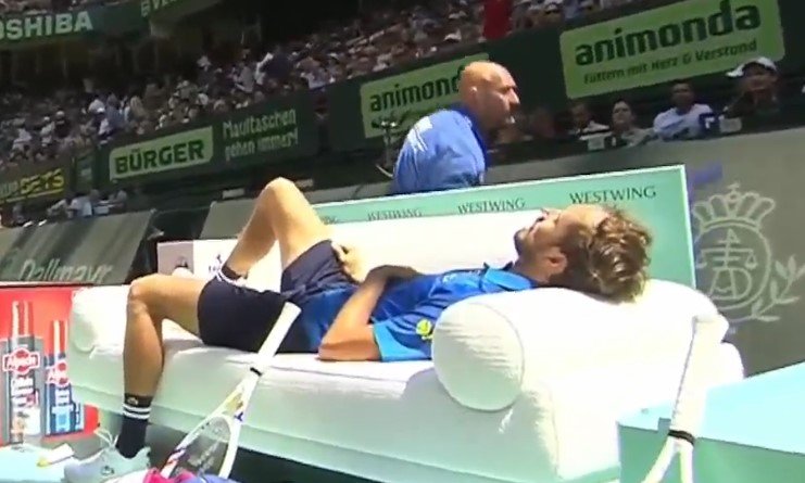 Медведев пробился в полуфинал турнира в Галле, обыграв Микелсена (АТП-500)