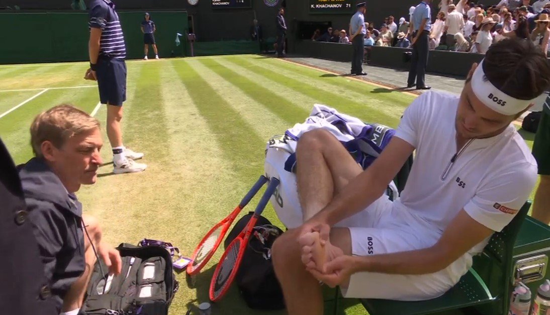 Фриц в 4-х сетах выбил Хачанова с Уимблдона и вышел в полуфинал