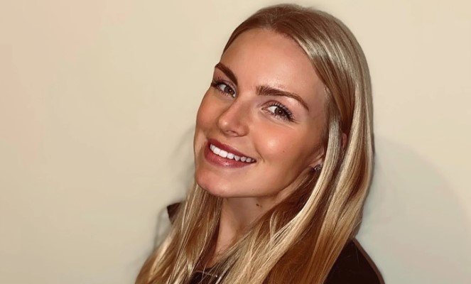 Харриет Вест: горячие фото в купальнике британской пловчихи