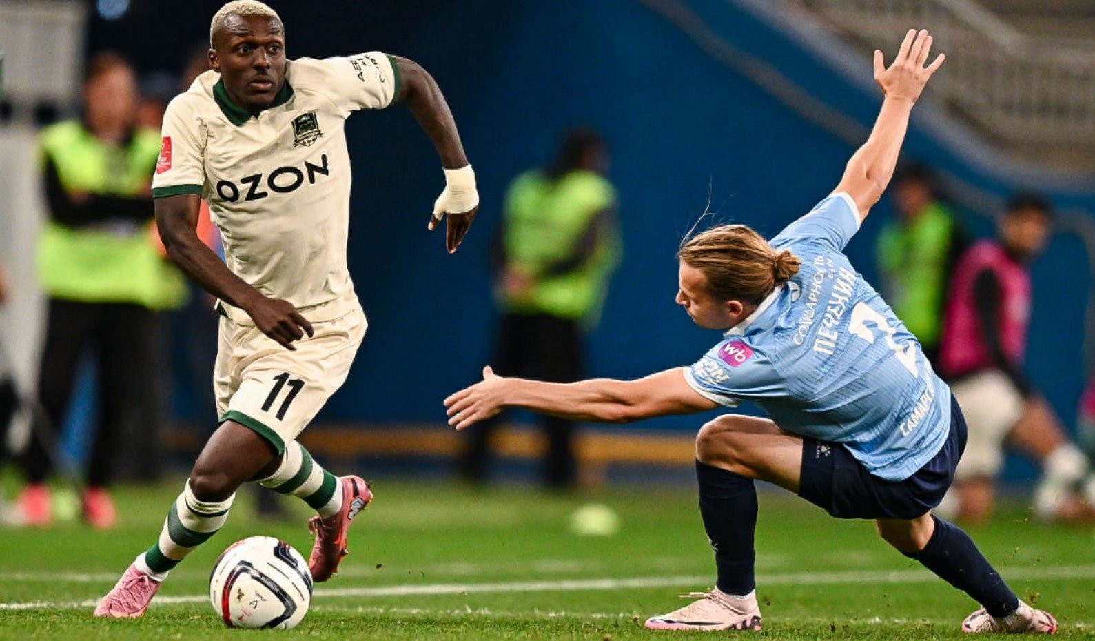 «Краснодар» выиграл у «Крыльев» и возглавил группу «B» (Кубок России, видео)