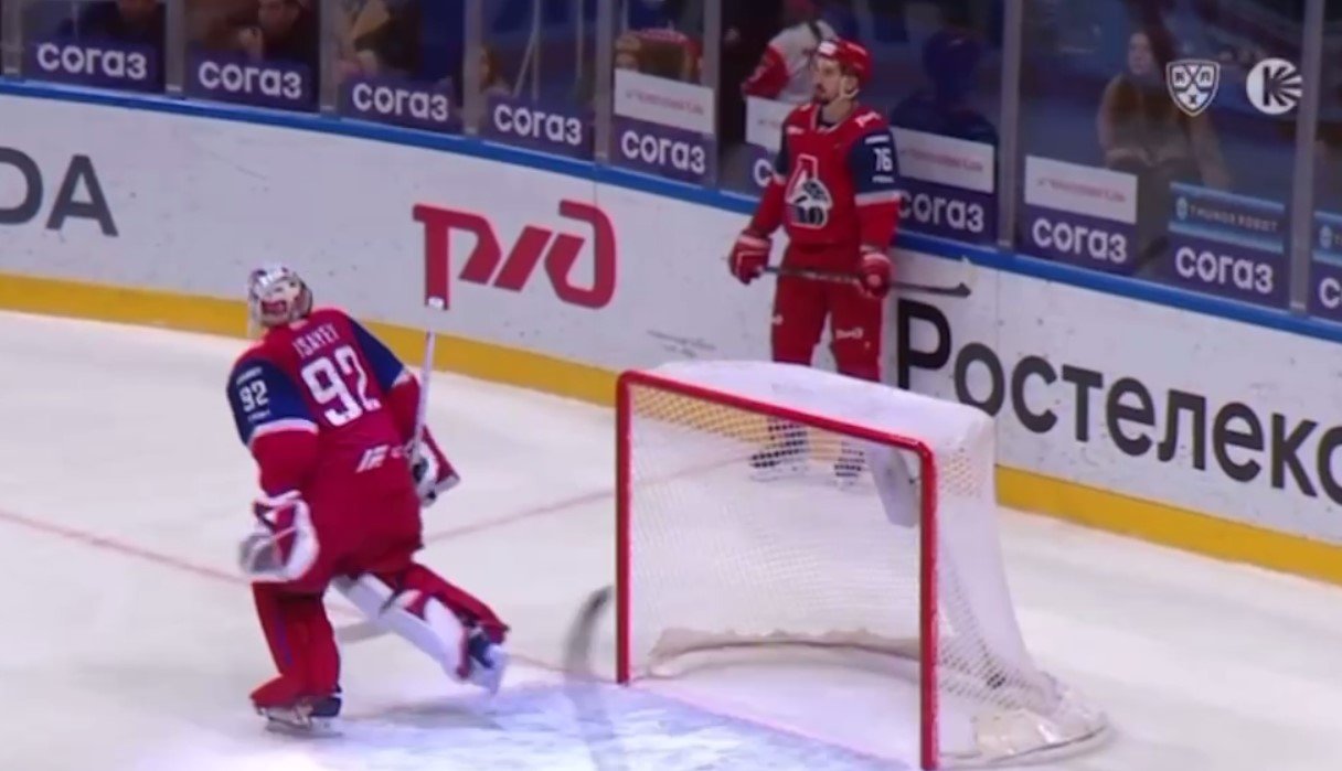 КХЛ: «Локомотив» проиграл в ОТ «Шанхаю», перебросав соперника 46-13 (голы, видео)