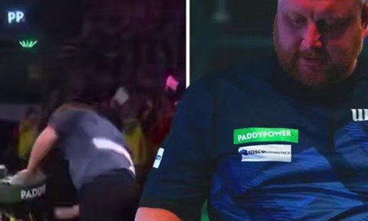 Дартс: Шотландец Мензис вылетел с ЧМ и разбил руку в кровь об стол (Видео)
