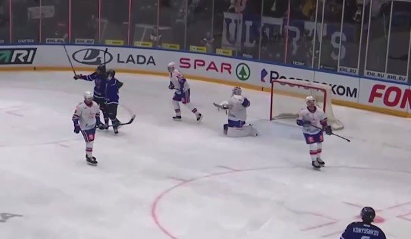 «СКА» крупно проиграл на выезде «Торпедо» - 4-е поражение подряд (КХЛ, видео) «СКА» крупно проиграл на выезде «Торпедо» - 4-е поражение подряд (КХЛ, видео)