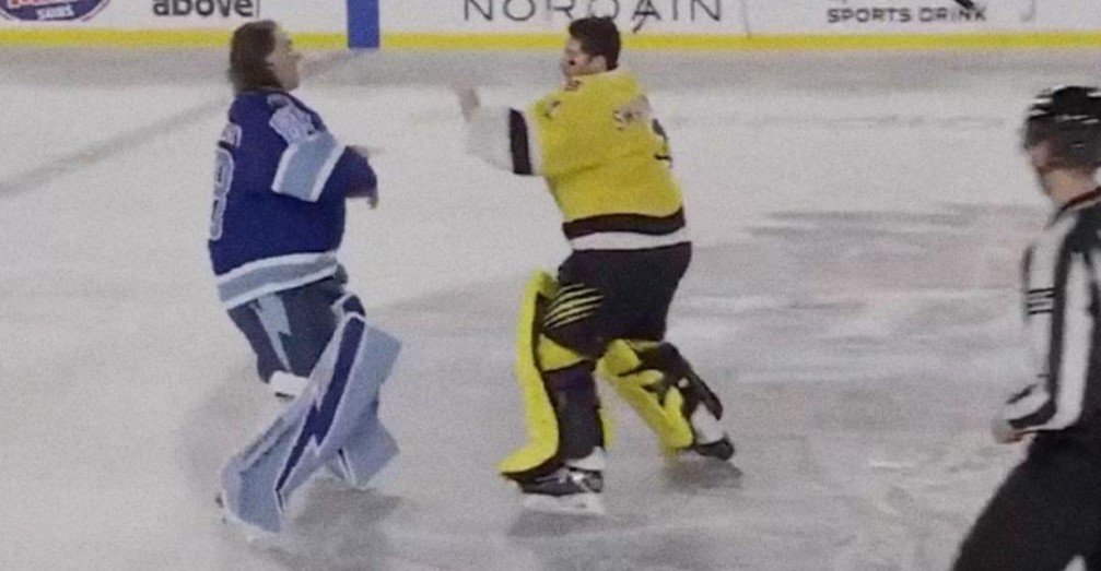 «Тампа» с 1-5 вырвала победу у «Бостона» - помогли 4 очка Кучерова и драка Василевского (НХЛ, видео)