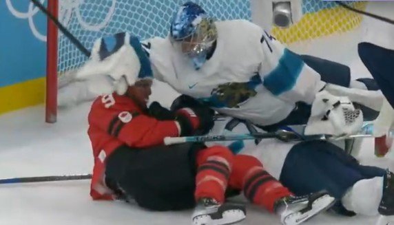 Канада одержала волевую победу над Финляндией и вышла в финал Олимпиады (хоккей) Канада одержала волевую победу над Финляндией и вышла в финал Олимпиады (хоккей)