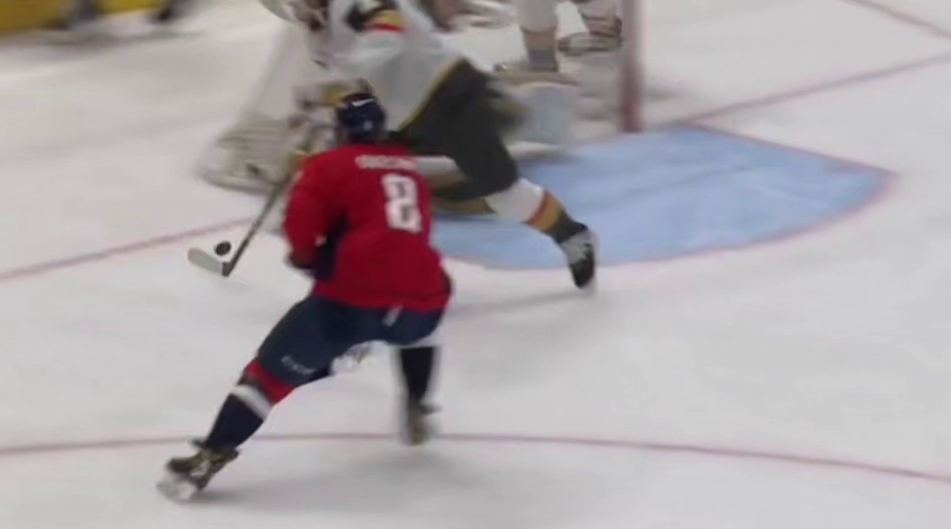 «Вашингтон» обыграл дома «Вегас», но Овечкин снова без голов - уже 7 матчей (НХЛ, видео)