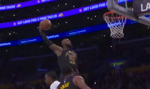 21 очко Леброна помогло «Лейкерс» дожать «Новый Орлеан», «озерники» - лучшие в клатче (НБА, видео)