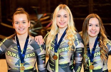 Сара Петеркова: горячие фото чешской велосипедистки (соц. сети)